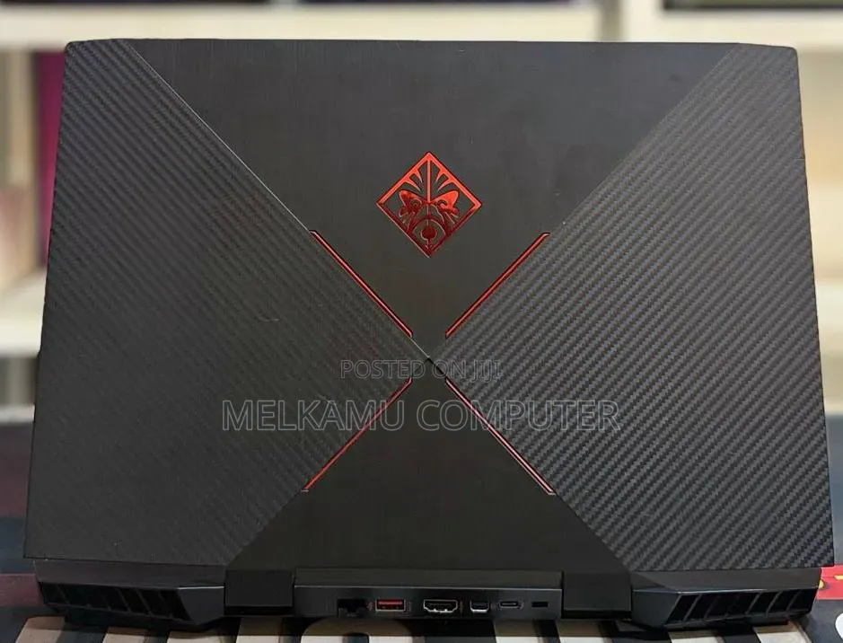 New Laptop HP Omen X 8GB Intel Core i7 SSD 256GB
