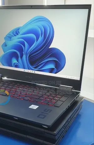 New Laptop HP Omen 15 16GB Intel Core i7 SSD 512GB