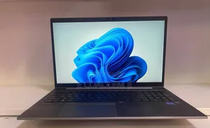 New Laptop HP ZBook Fury 17 G7 16GB Intel Core i7 SSD 512GB