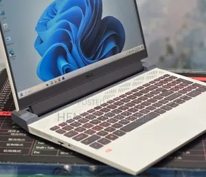 New Laptop Dell G15 5510 16GB Intel Core i7 SSD 512GB