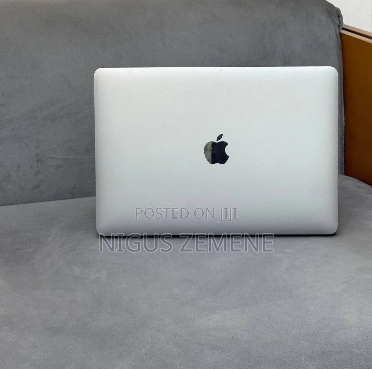 New Laptop Apple MacBook Air 2020 M1 16GB Apple M1 SSD 256GB