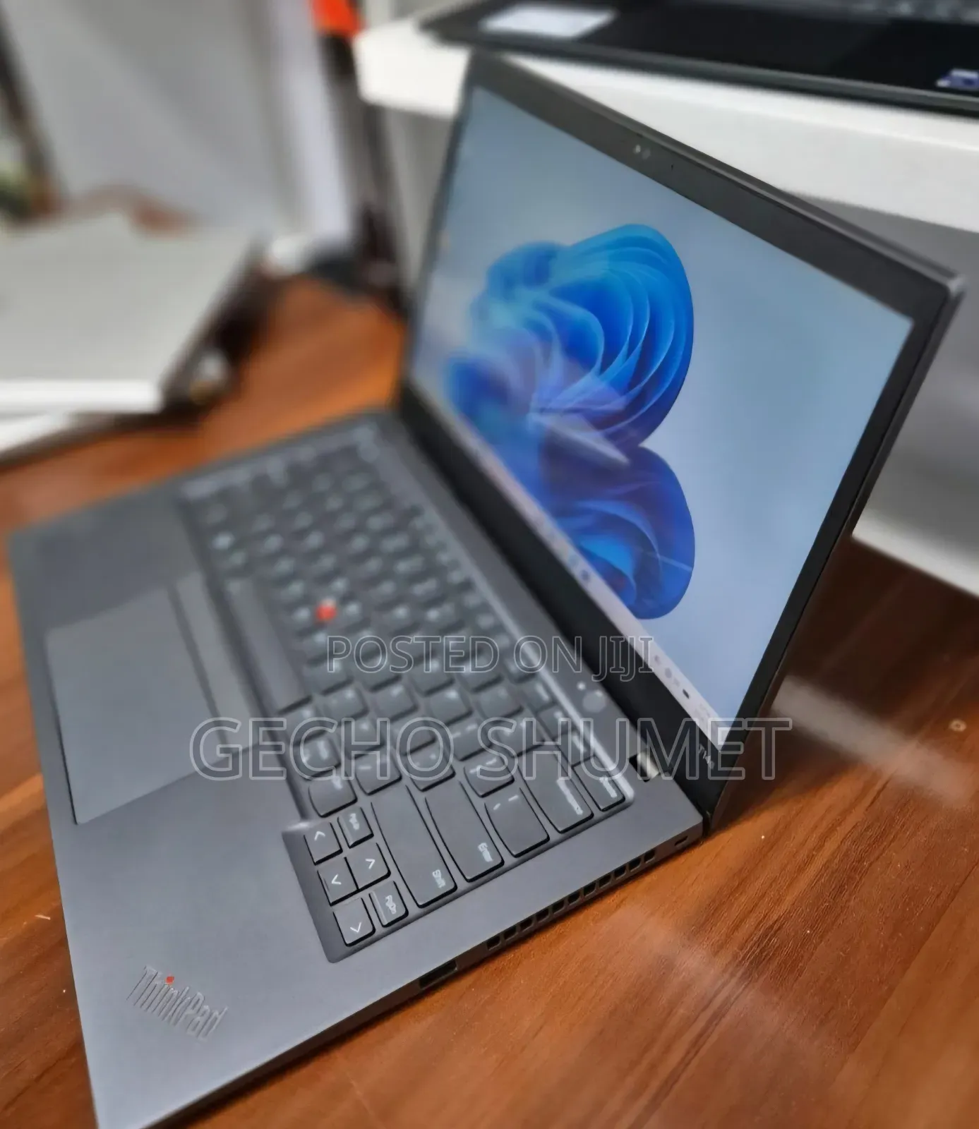 New Laptop Lenovo ThinkPad T14s Gen 2 16GB Intel Core i7 SSD 512GB
