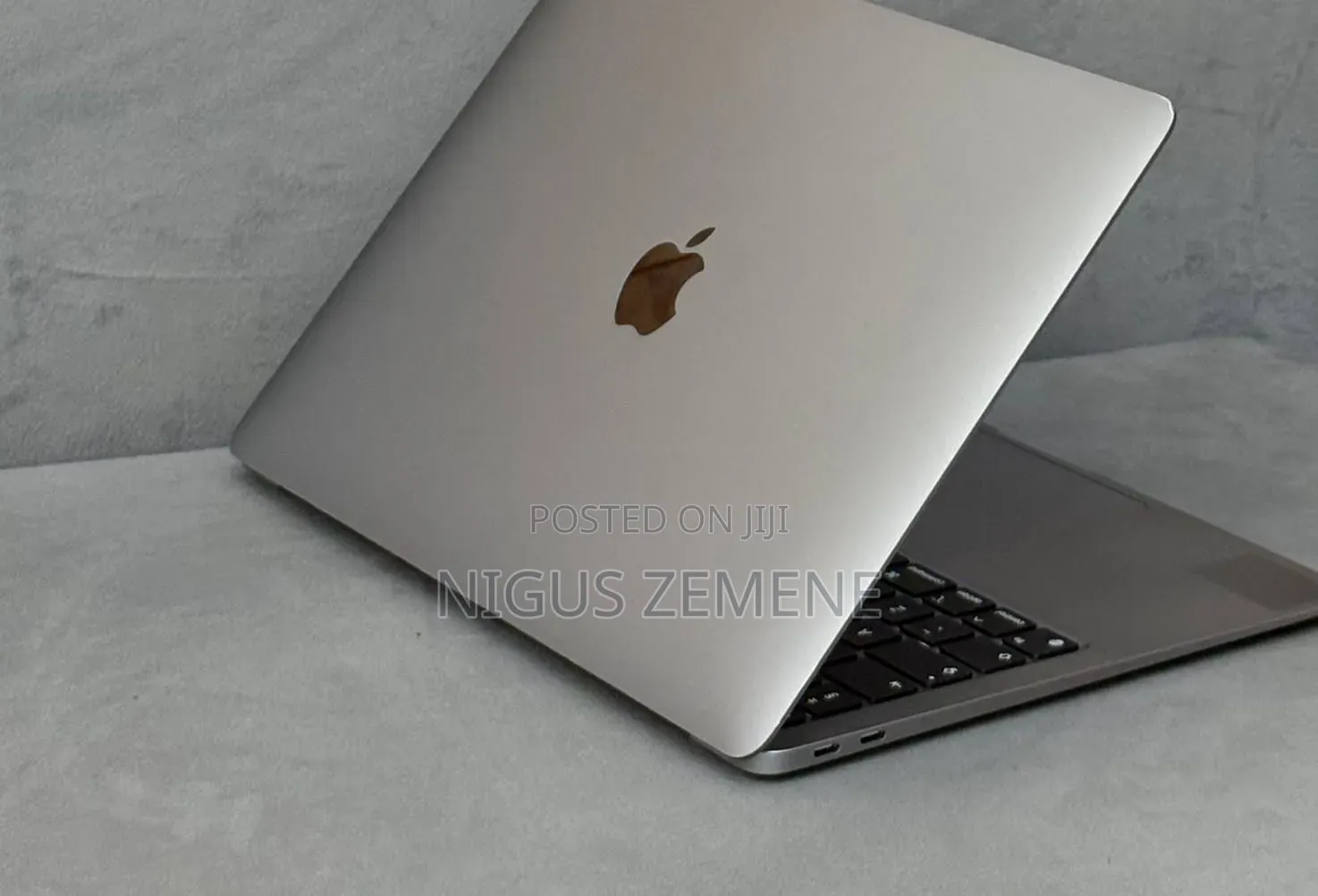 New Laptop Apple MacBook Air 2020 M1 16GB Apple M1 SSD 256GB
