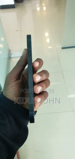 Apple iPhone 12 128 GB Black