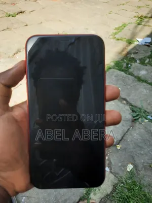 Apple iPhone 11 64 GB Red