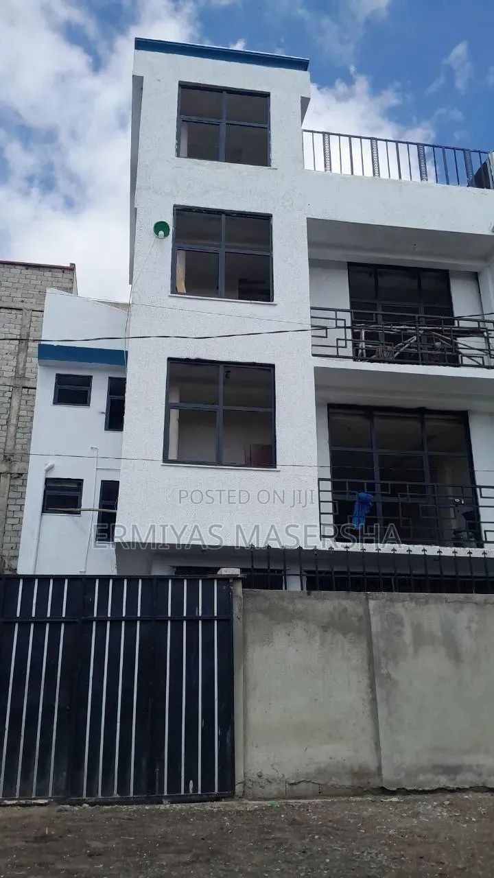 G+3ayat 150 Square .Meter 25.5 Million