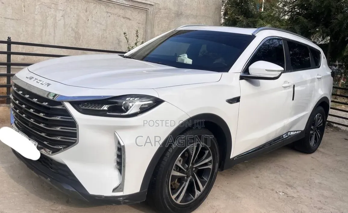 Jetour X70 Plus 2022 White