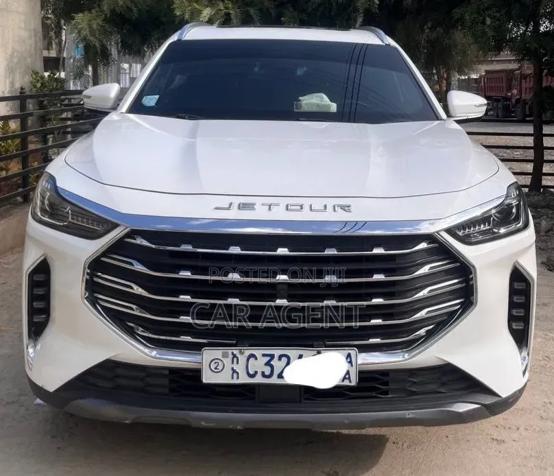 Jetour X70 Plus 2022 White