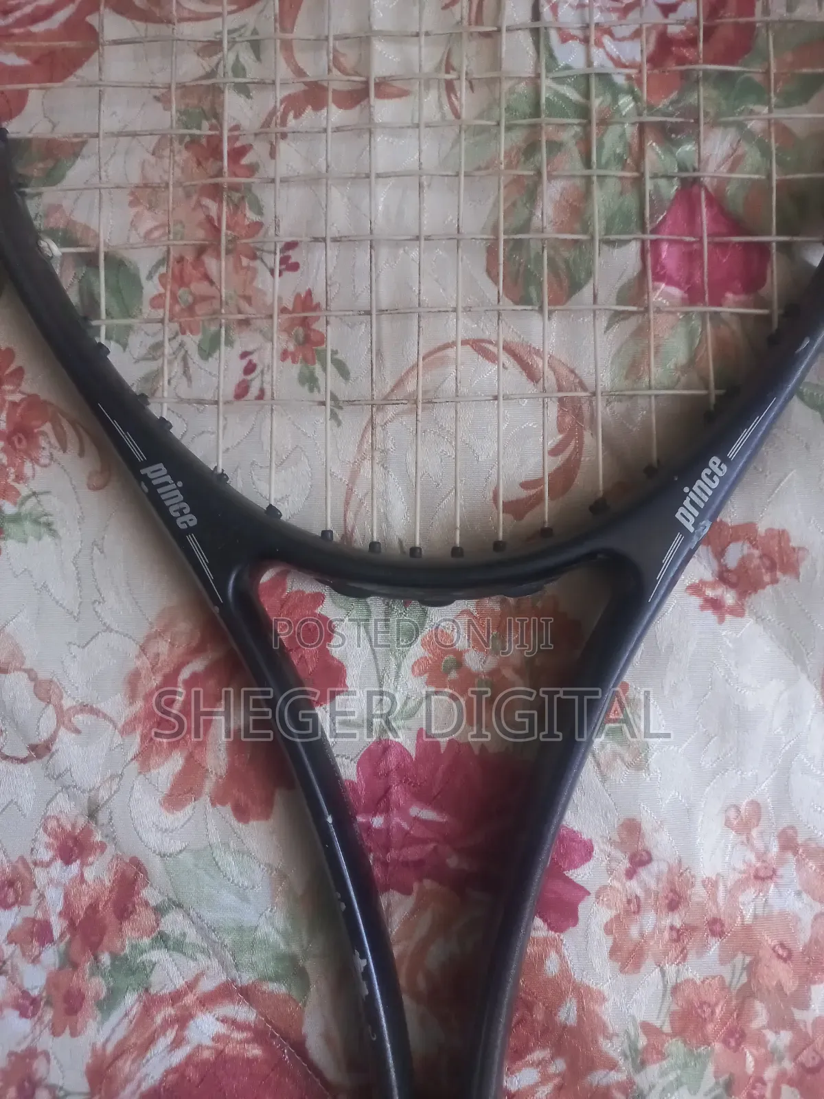 Dunlop Tennis Racket - 3000birr
