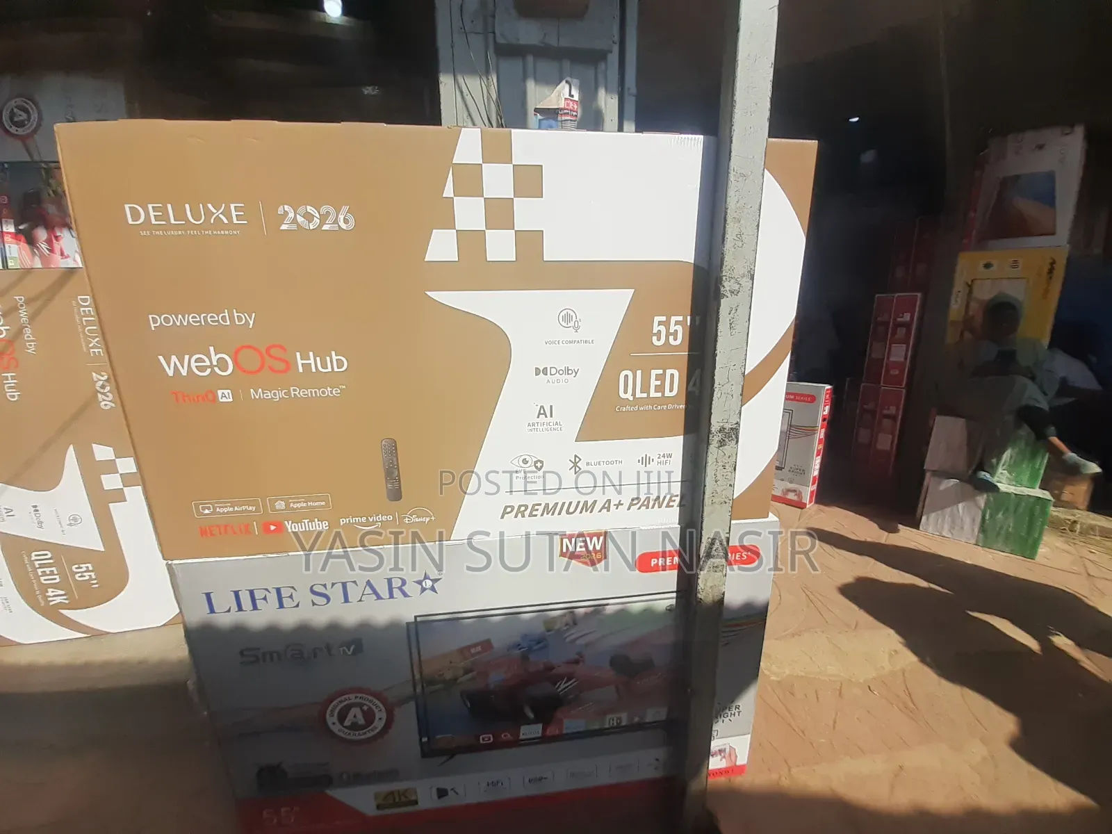 Delux Smart TV