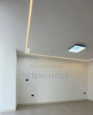 2bdrm Apartment in ለክብሩ ሪል እስቴት፣ መገናኛ, Bole for sale