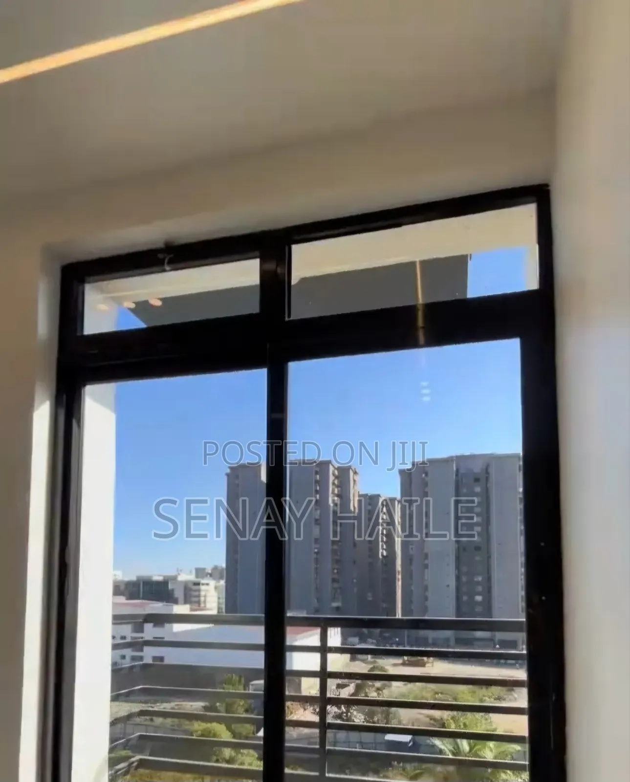 2bdrm Apartment in ለክብሩ ሪል እስቴት፣ መገናኛ, Bole for sale