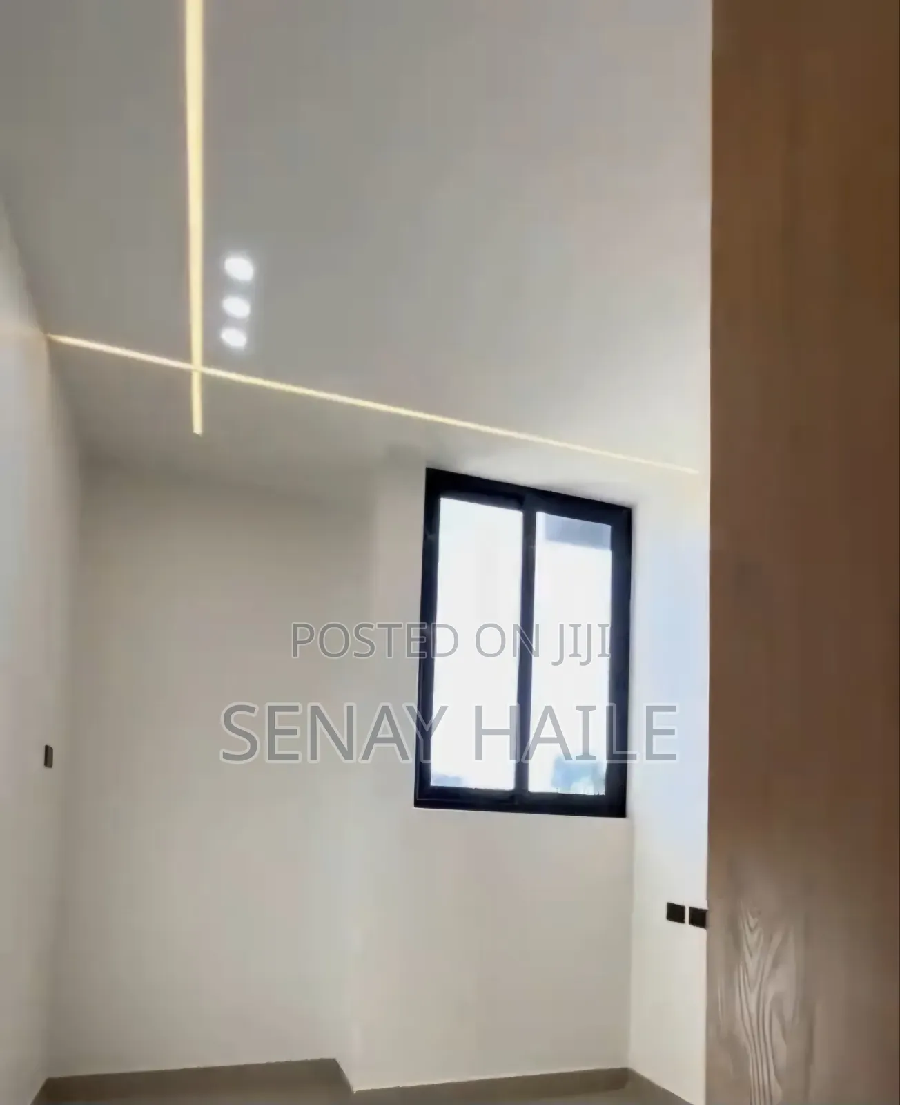 2bdrm Apartment in ለክብሩ ሪል እስቴት፣ መገናኛ, Bole for sale