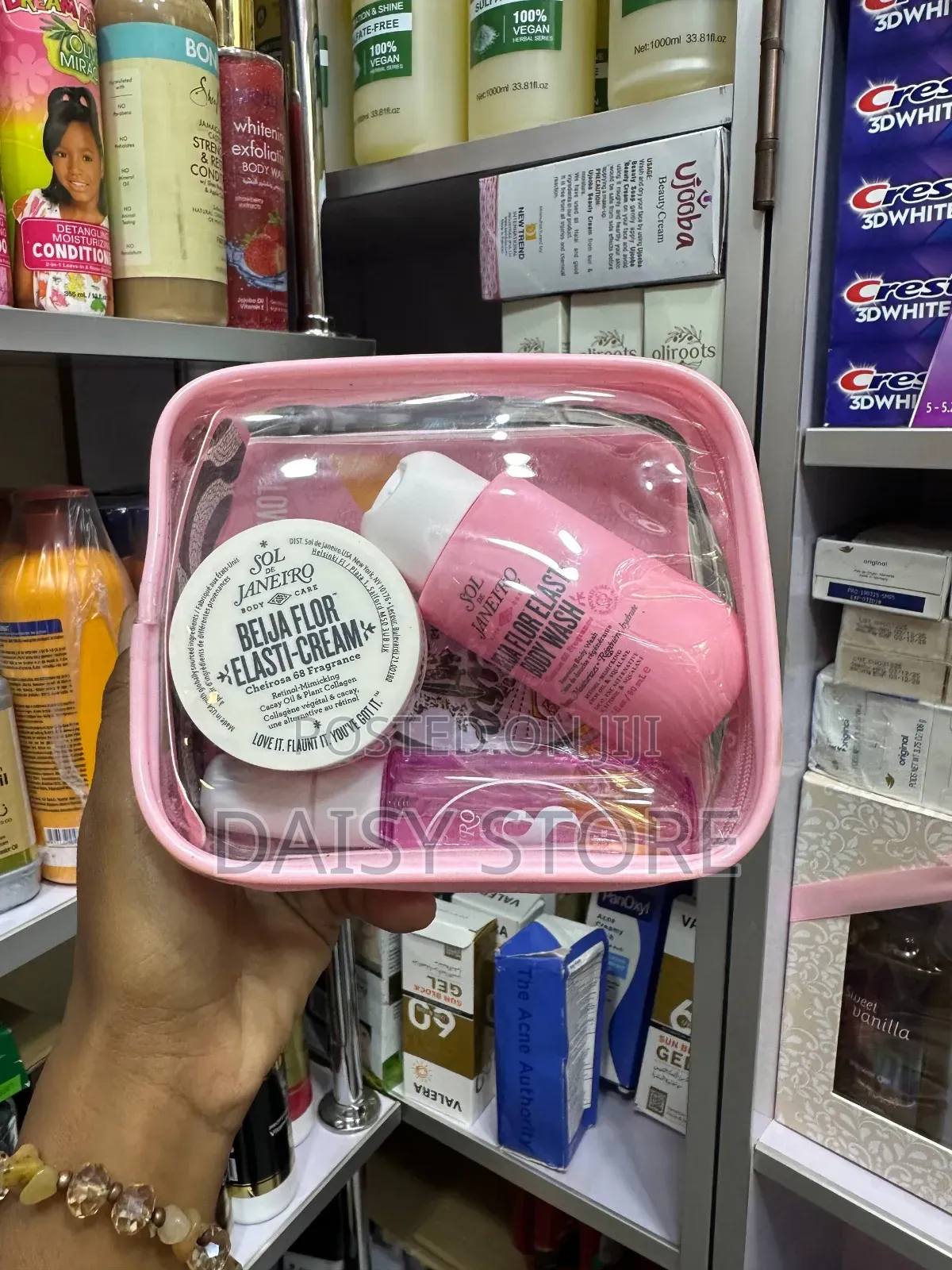 Sol De Janeiro Beija Flor Elasti-Cream Jet Set (Pink Edition)