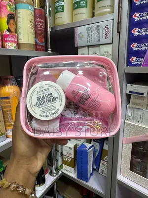 Sol De Janeiro Beija Flor Elasti-Cream Jet Set (Pink Edition)