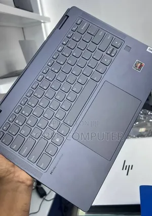 New Laptop Lenovo Yoga Slim 7 16GB Intel Core i7 SSD 512GB