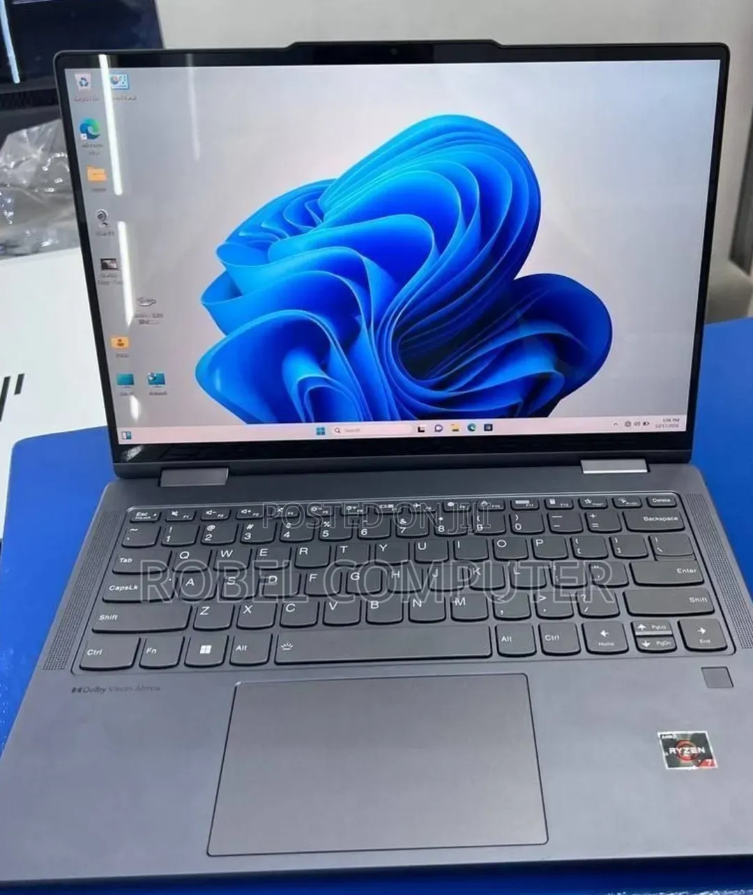 New Laptop Lenovo Yoga Slim 7 16GB Intel Core i7 SSD 512GB