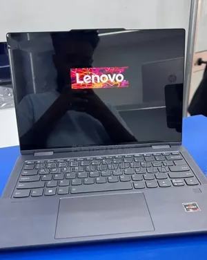New Laptop Lenovo Yoga Slim 7 16GB Intel Core i7 SSD 512GB