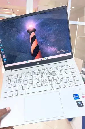 New Laptop HP Pavilion 14 16GB Intel Core i7 SSD 1T