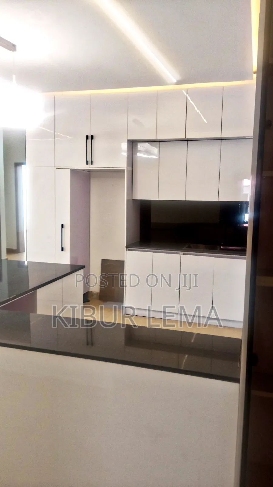 Furnished 3bdrm Apartment in ማይ ቾይዝ ሪል እስቴት My, Bole for sale