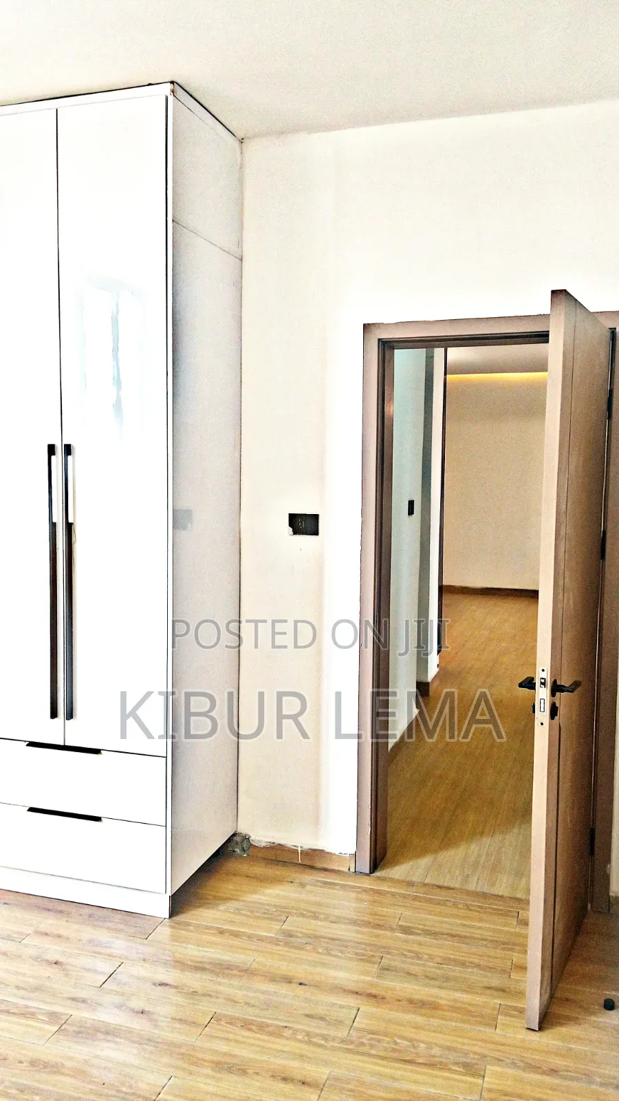 Furnished 3bdrm Apartment in ማይ ቾይዝ ሪል እስቴት My, Bole for sale
