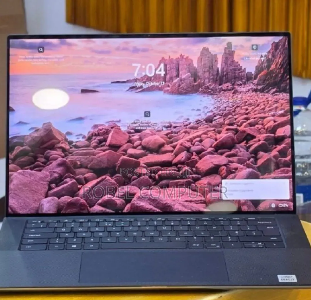 New Laptop Dell Precision 5550 16GB Intel Core i7 SSD 512GB