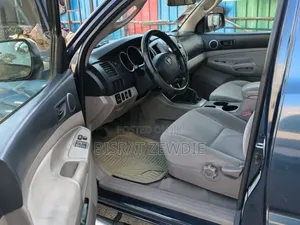 Toyota Tacoma 2005