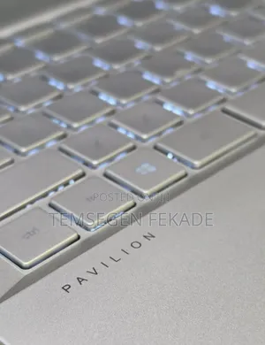 New Laptop HP Pavilion 14 8GB Intel Core i5 SSD 512GB