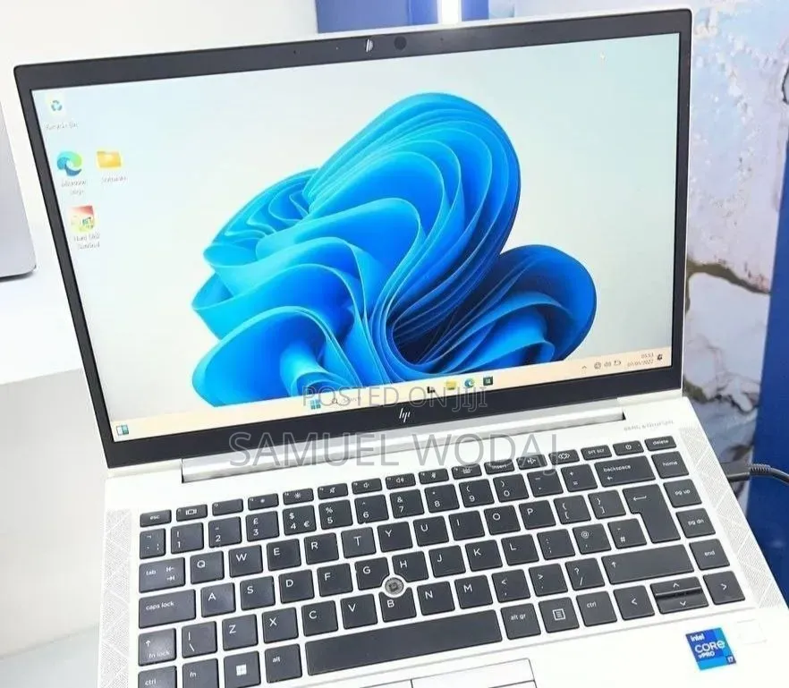New Laptop HP EliteBook 840 G8 16GB Intel Core i7 SSD 512GB