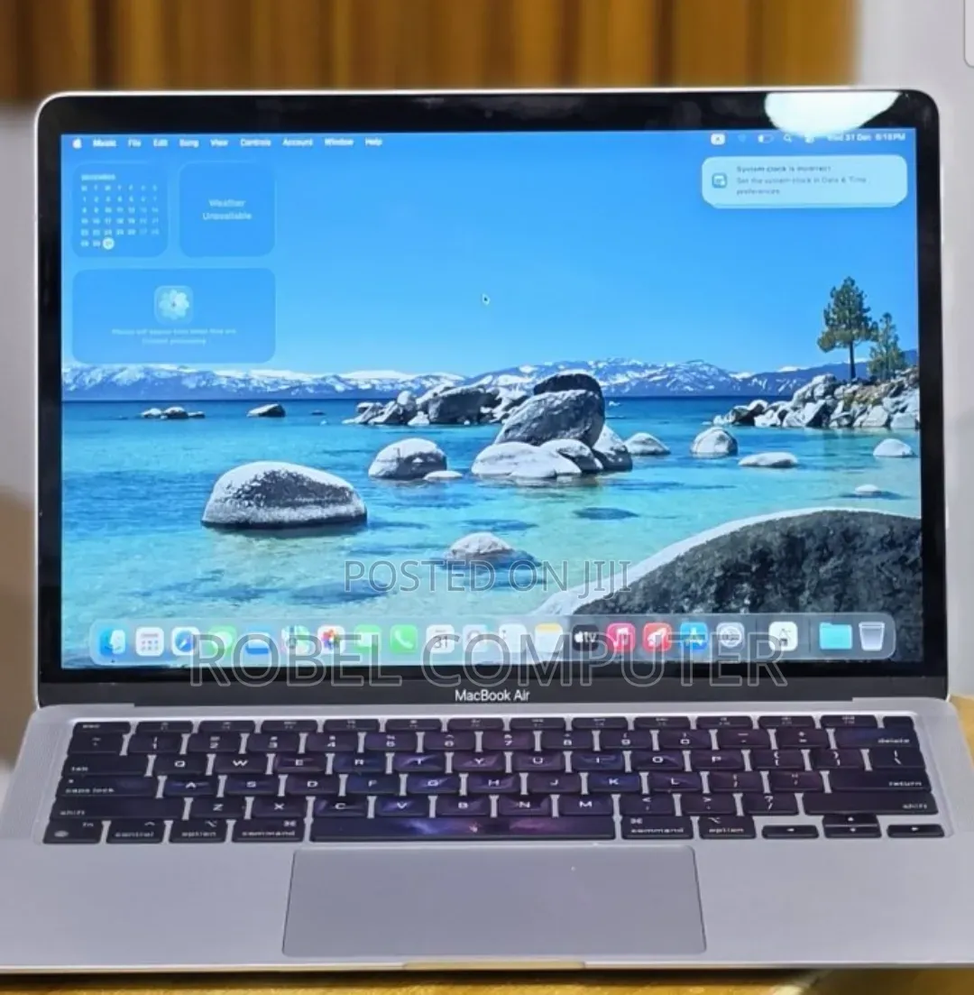 New Laptop Apple MacBook Air 2020 M1 8GB Apple M1 SSD 256GB