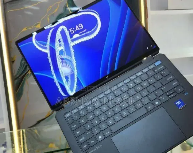 New Laptop HP 16GB Intel Core Ultra 7 SSD 512GB