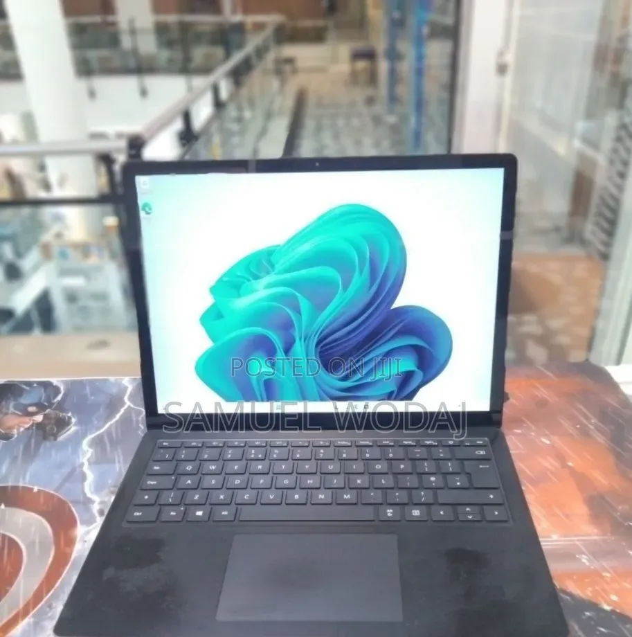 New Laptop Microsoft Surface Laptop 4 16GB Intel Core i7 SSD 512GB