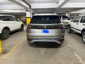 Volkswagen ID.6 2024