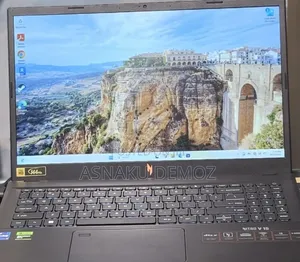 New Laptop Acer Nitro V 15 16GB Intel Core i7 SSD 512GB