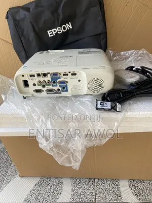 Epson -2042 XGA 3LCD Full HD WiFi Wireless Projector. 4,400 Lumens