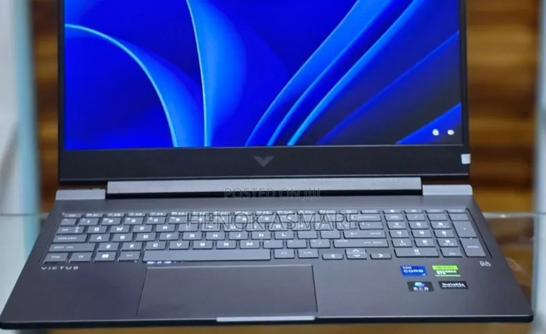 New Laptop HP Victus 16 16GB Intel Core i7 SSD 512GB
