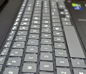New Laptop Asus VivoBook 15 X505BA 16GB AMD Ryzen 7 SSD 512GB
