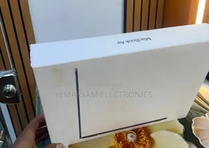 New Laptop Apple MacBook Air 2026 M5 16GB Apple M5 SSD 512GB