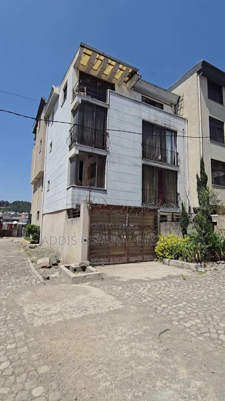 5bdrm House in ሀይሌ ጋርመንት, Nifas Silk-Lafto for sale