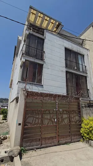 5bdrm House in ሀይሌ ጋርመንት, Nifas Silk-Lafto for sale