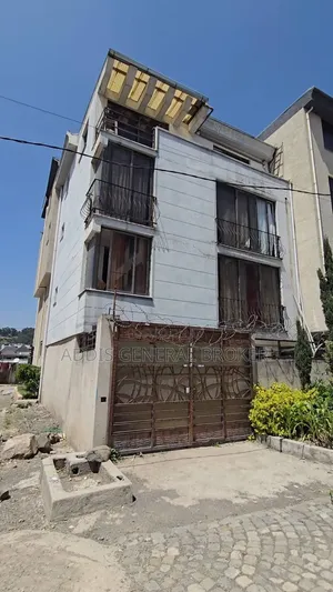 5bdrm House in ሀይሌ ጋርመንት, Nifas Silk-Lafto for sale