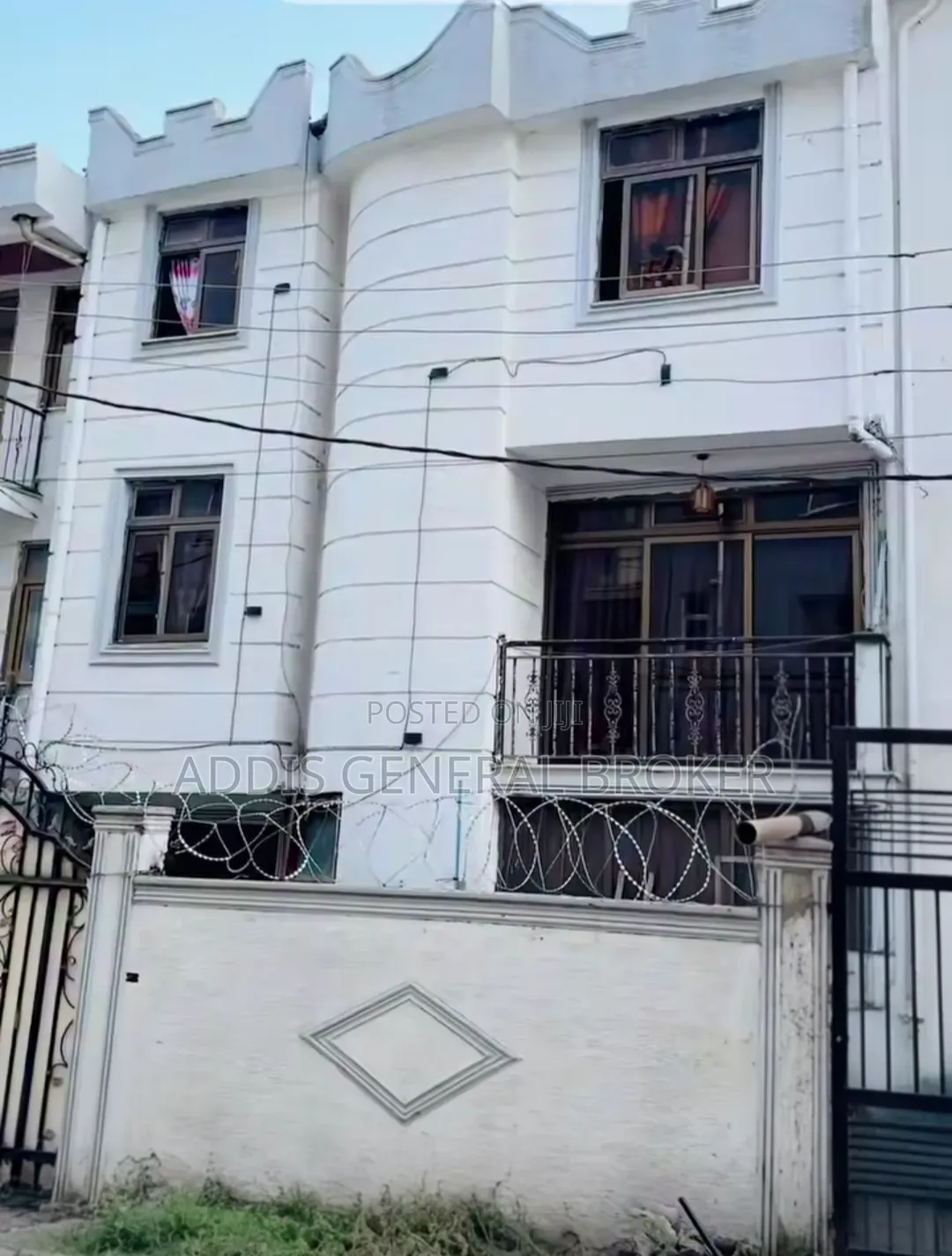 4bdrm House in ሀይሌ ጋርመንት, Nifas Silk-Lafto for sale