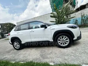 Toyota Corolla Cross 2023 White