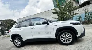 Toyota Corolla Cross 2023 White