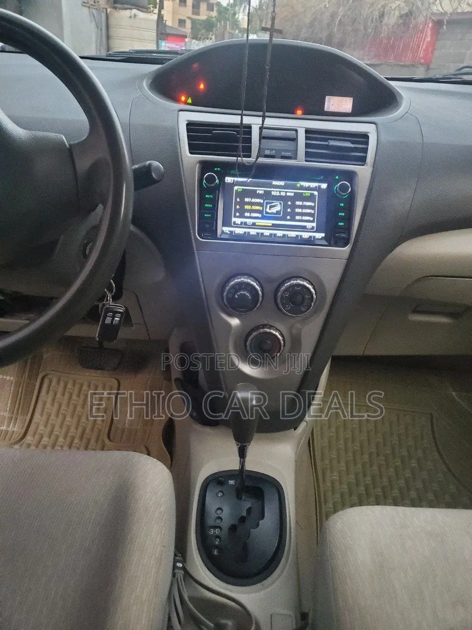 Toyota Yaris 2008 Gray