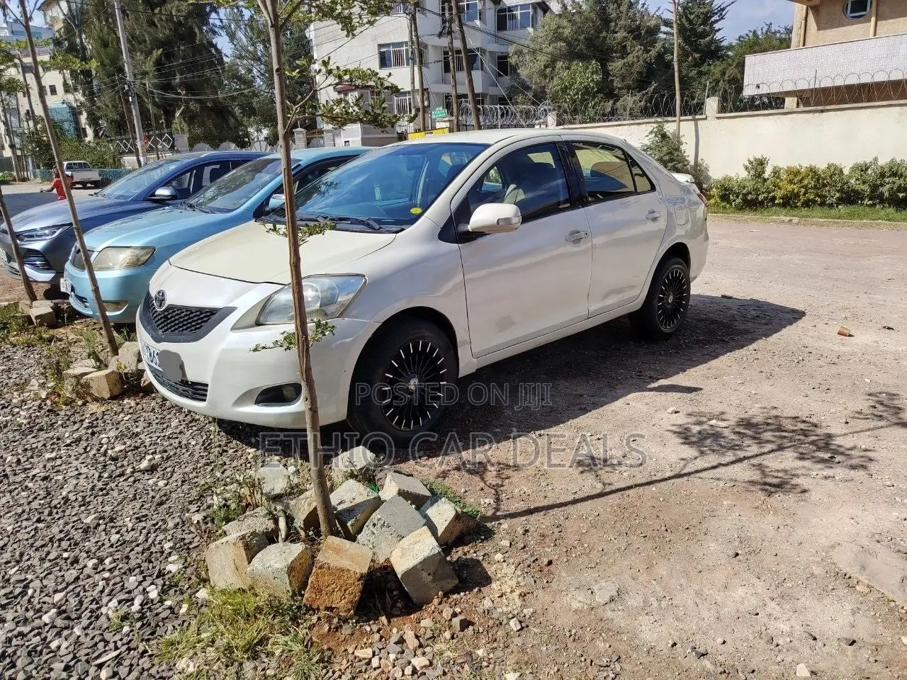Toyota Yaris 2010 White