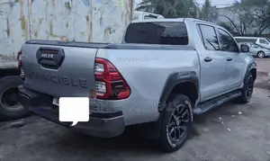 Toyota Hilux 2021 Gray