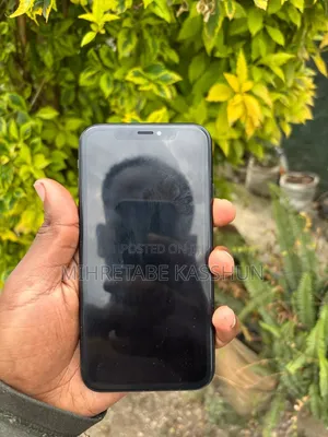 Apple iPhone XR 64 GB