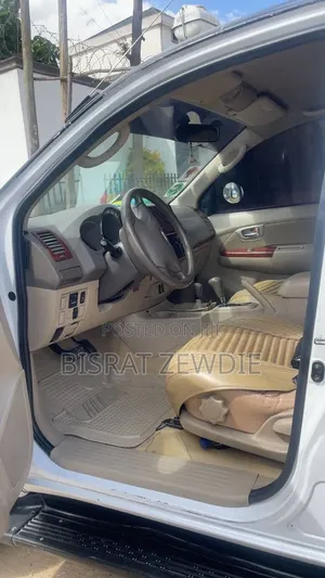 Toyota Fortuner 2012 White