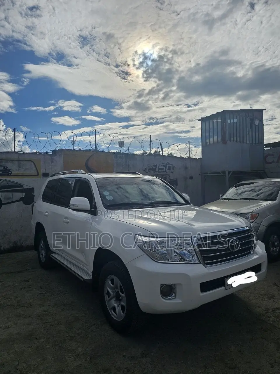 Toyota Land Cruiser 2014 White